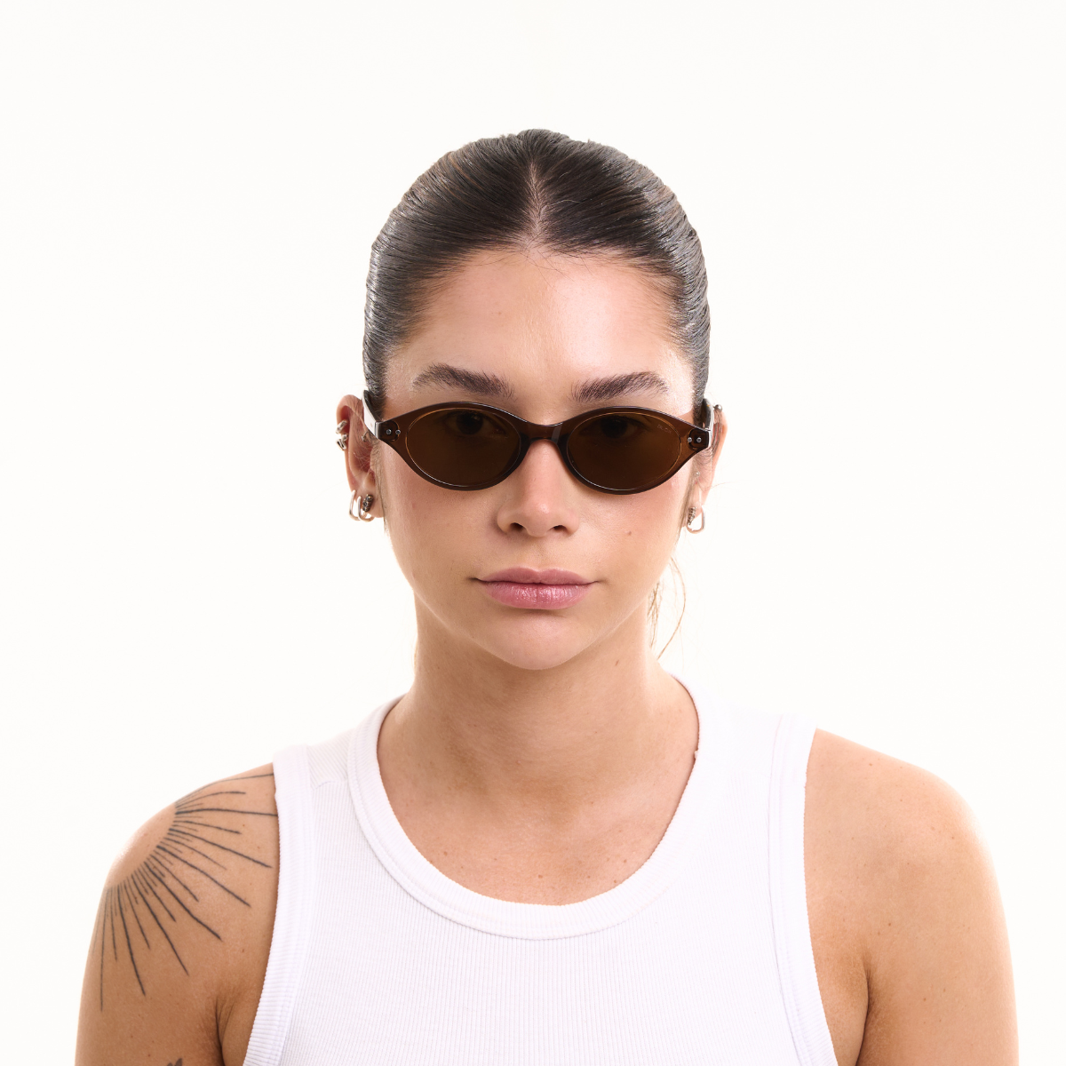 Óculos de Sol Clássicos com Proteção UV400 Marrom – LUMAVI Veneza